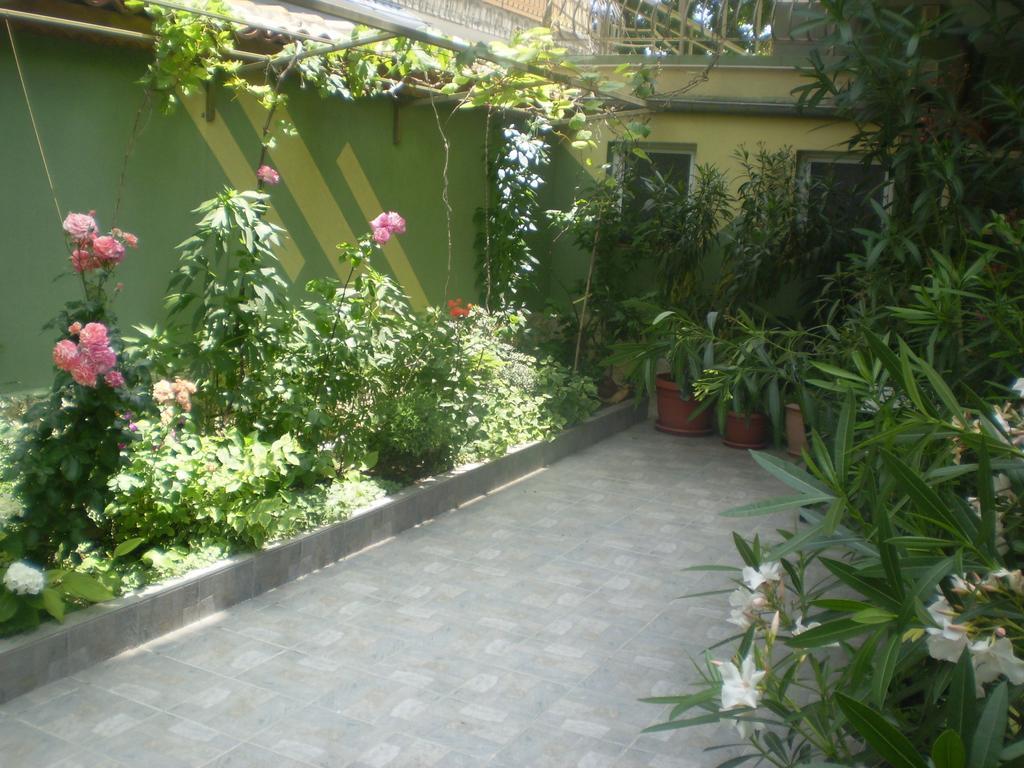 Guest House ,, Ekaterina" Nesebar Ngoại thất bức ảnh
