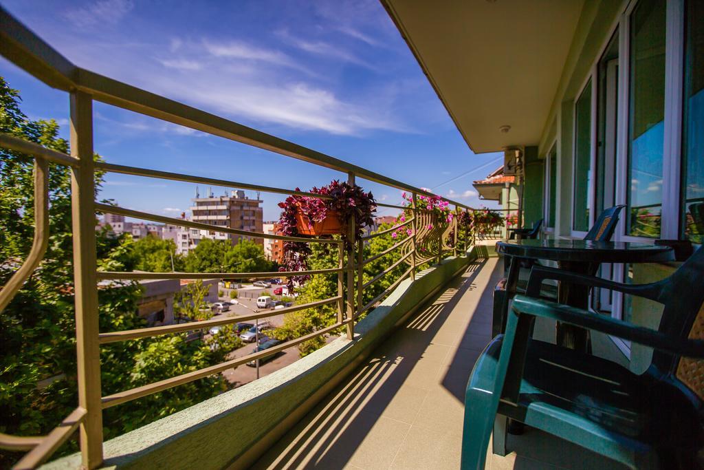 Guest House ,, Ekaterina" Nesebar Ngoại thất bức ảnh