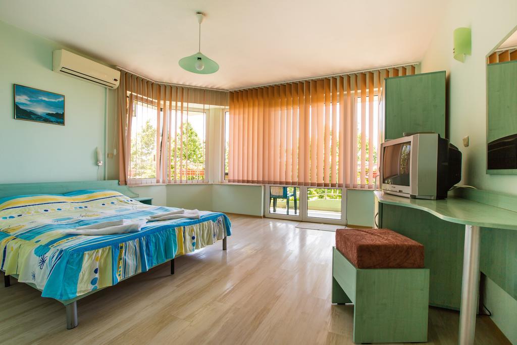 Guest House ,, Ekaterina" Nesebar Ngoại thất bức ảnh