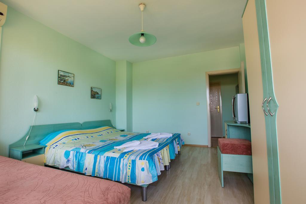 Guest House ,, Ekaterina" Nesebar Ngoại thất bức ảnh